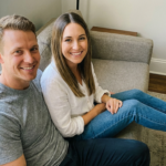 Junges Paar sucht helle Wohnung mit Balkon